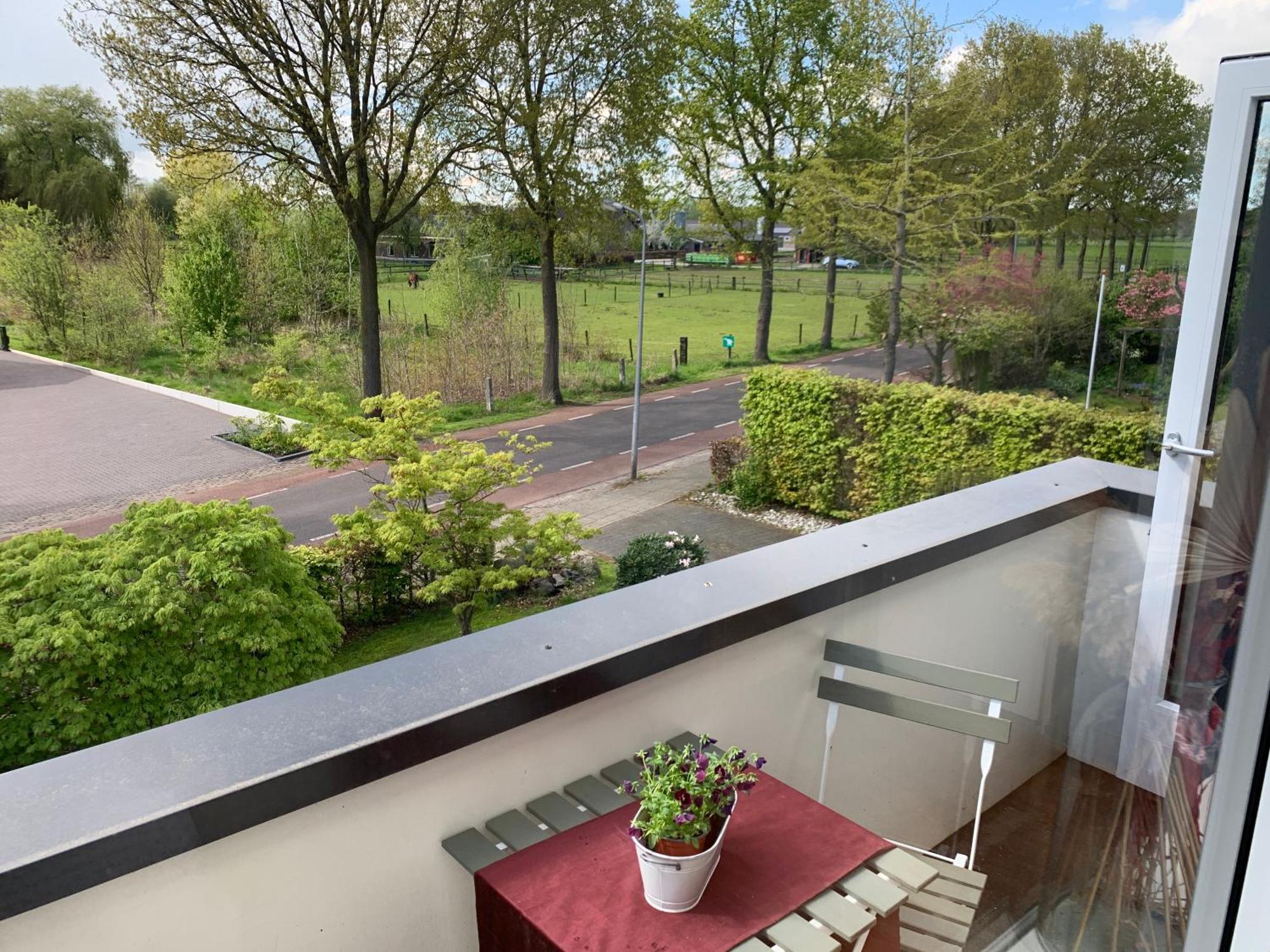 Comfortabele Familie Suite Met 2 Slk, Speelzolder, Balkon, Airco Den Ham 外观 照片